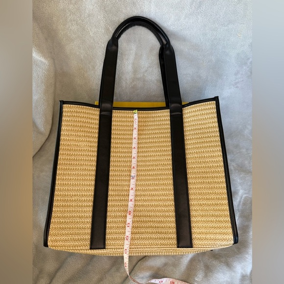 Tan Woven Tote Bag or Computer Bag - Picture 5 of 6